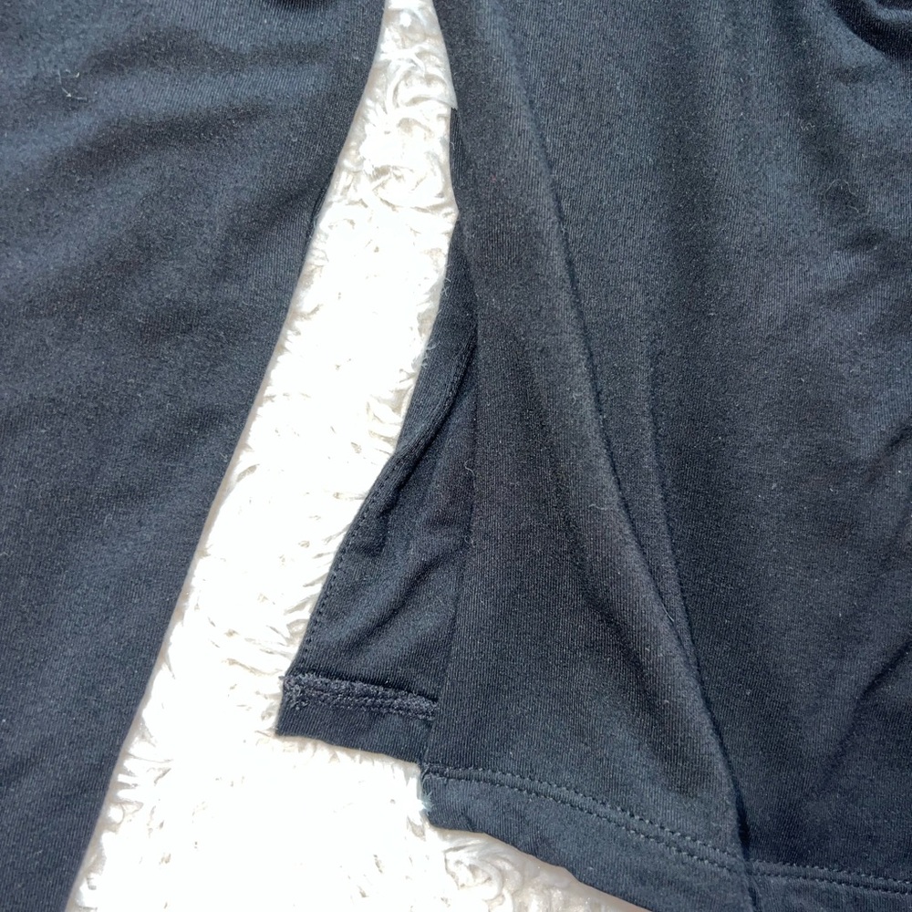 White Fox Black Cropped Long Sleeve - Picture 5 of 8